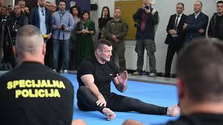 Cro Cop Mirko Filipović će obučavati pripadnike specijalne policije [upl. by Buckler]