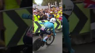 High fives on Cavendish’s last ride 🥹 letourdefrance tdf2024 cycling [upl. by Vinny]