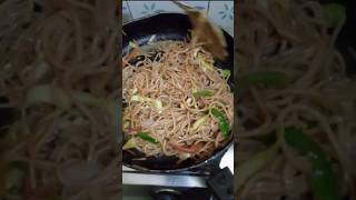 Street Style Chowmein Recipe vegnoodles streetstyle cooking recipe viralreels shorts trending [upl. by Davie]