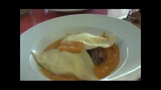 Cassatelle con ricotta in brodo di manzo [upl. by Aney]