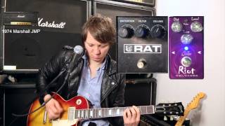 86 Pro Co RAT vs Suhr Riot Reloaded [upl. by Eimrots]