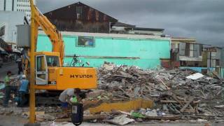 Demolition of Tierra Dominicana in San Jose Costa Rica [upl. by Andel]