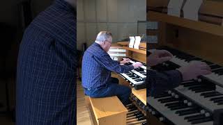 Edwin Playing The Westworth United Church Digital Organ [upl. by Lad707]