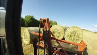 GoPro ¦ Ramassage de rouleaux de foin 2015 [upl. by Aremihc]