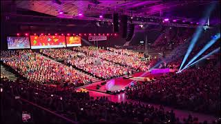 Lied Mut tut gut Das Konzert ichglaubeandich von Monsterfreunde in Wiener Stadhalle 30062023 [upl. by Ibrek]