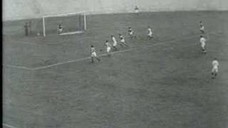 WK Voetbal NederlandsIndië  Tsjechoslowakije 1938 [upl. by Assirak493]