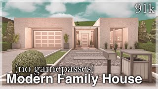 Bloxburg  Modern Family House Speedbuild no gamepasses [upl. by Nylear39]