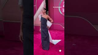 AlejandraEspinoza llega a la alfombra de LatinGRAMMY derrochando estilo y sensualidad [upl. by Agueda929]