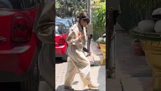 Masaba Gupta visits maternity clinic with mother Neena Gupta  bollywood shorts [upl. by Hotze962]