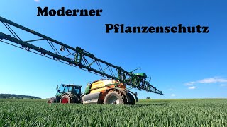 Moderner Pflanzenschutz mit Fendt 718 und Amazone UX 7601 [upl. by Lytton]