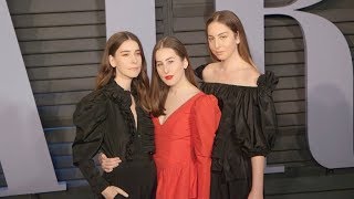 Danielle Haim Alana Haim and Este Haim at the Red Carpet of the 2018 Vanity Fair Oscar Party [upl. by Nimra709]