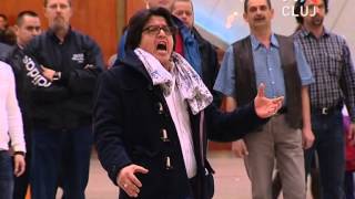 Flash Mob Il trovatore [upl. by Vizza]