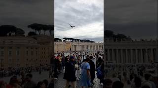 Piazza San Pietro piena di turisti⛪ 7102024 shorts roma sanpietro vaticano italia [upl. by Castara]