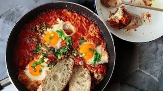 Simple Shakshuka  Eggs in Hell [upl. by Gahan198]