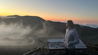 Piton de la Fournaise au lever du soleil 🌋 [upl. by Enobe]