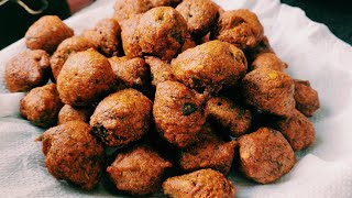 मास को फुरौला  Traditional Nepali Food  Mas ko furaulabatuk  urad dal pakoda  Shardas Cuisine [upl. by Kallista]