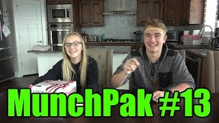 MunchPak Unboxing 13  January 2016 Edition [upl. by Engamrahc652]