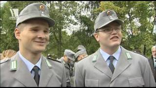 Vom Rekruten zum Soldaten  Gelöbnis in der Bundeswehr [upl. by Halsted947]