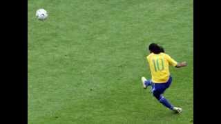 El mejor gol de Ronaldinho en Brasil mundial [upl. by Alleiram]