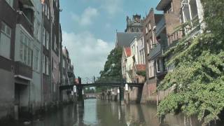 Rondvaart fluisterboot dordrecht the old streets and canals of dordrecht 2 dordtevaer [upl. by Sirromad460]