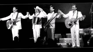 LA BALA  LOS TIGRES DEL NORTE EN VIVO [upl. by Severson]