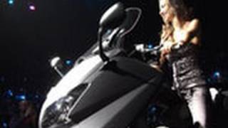 EICMA 2011  Tutte le Novità dello Yamaha TMax 530 [upl. by Eiloj]