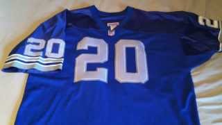 ThrowBacKing quotReal Dealquot Barry Sanders Lions Mitchell Ness Jersey [upl. by Eleik]