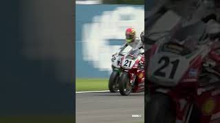 Troy Bayliss goes from 5th to 1st in ONE corner 🚀  2000 ItalianWorldSBK 🇮🇹 [upl. by Kippy]