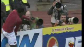 Roma  Siena 21 il gol vittoria di Okaka [upl. by Woehick]