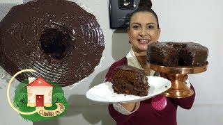 Bolo De Chocolate Fácil Rápido MOLHADÃO e delicioso Sem Açúcar [upl. by Nappie]