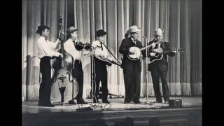 Earl Scruggs Shuckin The Corn WSM Grand Ole Opry Late 1950s [upl. by Thorrlow]