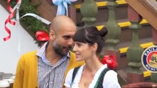 FC Bayern Spieler Oktoberfest 2014  KäferSchänke mit Pep Guardiola Ribéry amp Co [upl. by Sleinad]