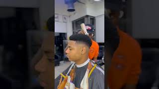 Barbing tutorial tutorial barber hairstyle [upl. by Anemolif]