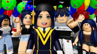 I AM THE ONLY SMART ONE IN MY FAMILY ROBLOX BROOKHAVEN CoxoSparkle [upl. by Eidac449]