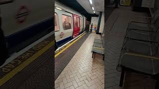 District Line London Underground Train arriving at Victoria 11024 [upl. by Llibyc]