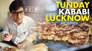 Tunday Kababi Lucknow  Lucknow Galawati Kabab  Lucknow Street Food  Azhar Bhai Ka Paan Shop [upl. by Franklin]