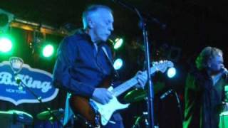 Robin Trower quotHannahquot Live at BB Kings 6 29 2006 [upl. by Sined]