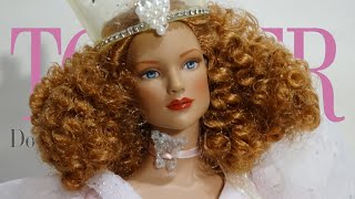 Glinda the Good Witch of the North 16quot Wizard of Oz Tonner Doll [upl. by Nwadahs]