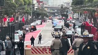 President Xi Jinping arrives at St Regis Hotel in San Francisco [upl. by Jamila]