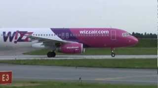 Samolot HALPZ WIZZ AIR AIRBUS A320 Kołowanie i start lotnisko Okęcie [upl. by Jensen]