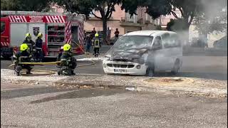 Bombeiros apagam incêndio em carrinha de passageiros [upl. by Gustavo]