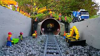 LEGO Train 7898  Autumn OnBoard Ride down in the Garden and back  Drivers View [upl. by Nason]