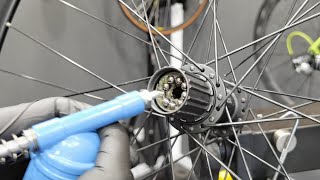 Shimano Naben  Kugellager reinigen fetten und einstellen Du kannst es selbst machen [upl. by Otrebron]