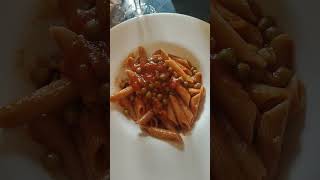 Penne integrali pomodoro e piselli😋😋😋 [upl. by Gregrory]