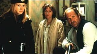 The Mothman Prophecies Full Movie Facts  Review in English  Richard Gere  Laura Linney [upl. by Anaud]