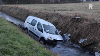 Man en meisje 11 zwaargewond na aanrijding Vierpolders  Beelden Willem Duivestein [upl. by Hsital320]