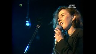 Edyta Bartosiewicz  Bez prądu Radio Łódź 1994 [upl. by Nitsreik317]