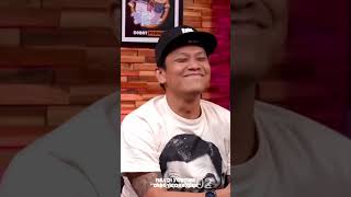 KETIKA BORIS PAKAI SARUNG DAN PECI  MEISITA TERPUKAU meisita  boris deddycorbuzier ￼vidialdiano [upl. by Valdemar]