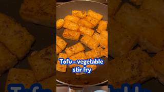 Easy tofuvegetable stir fry healthy quickdinnerrecipe dinner viral trending food ytshorts [upl. by Anastassia]