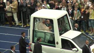 Emotionen beim Papstbesuch in Deutschland [upl. by Pepe]